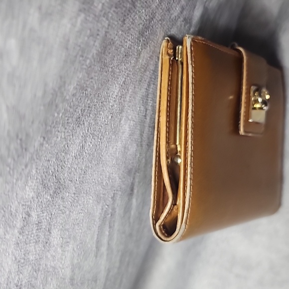 Celine Gold Doorknocker Mustard Yellow Kisslock Compact Snap Wallet - Picture 7 of 10